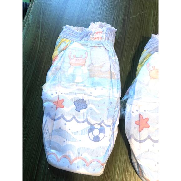 Pampers Splashers NEW Swim Diapers - Qty 14 - Size M - Picture 2 of 3